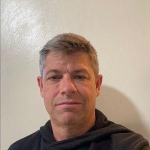 Meet your Posher, Tom